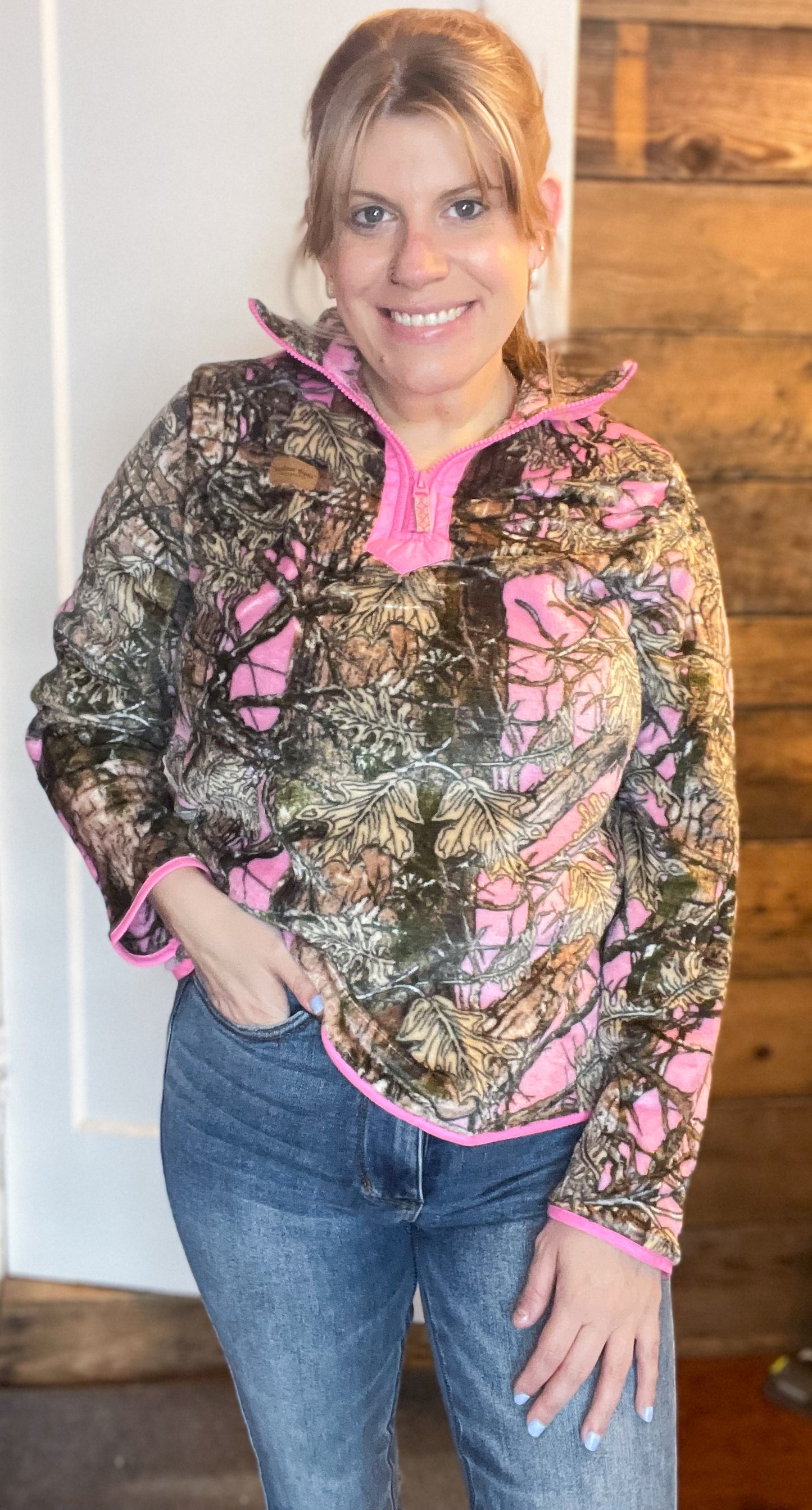 SS Pullover in Pink Camo