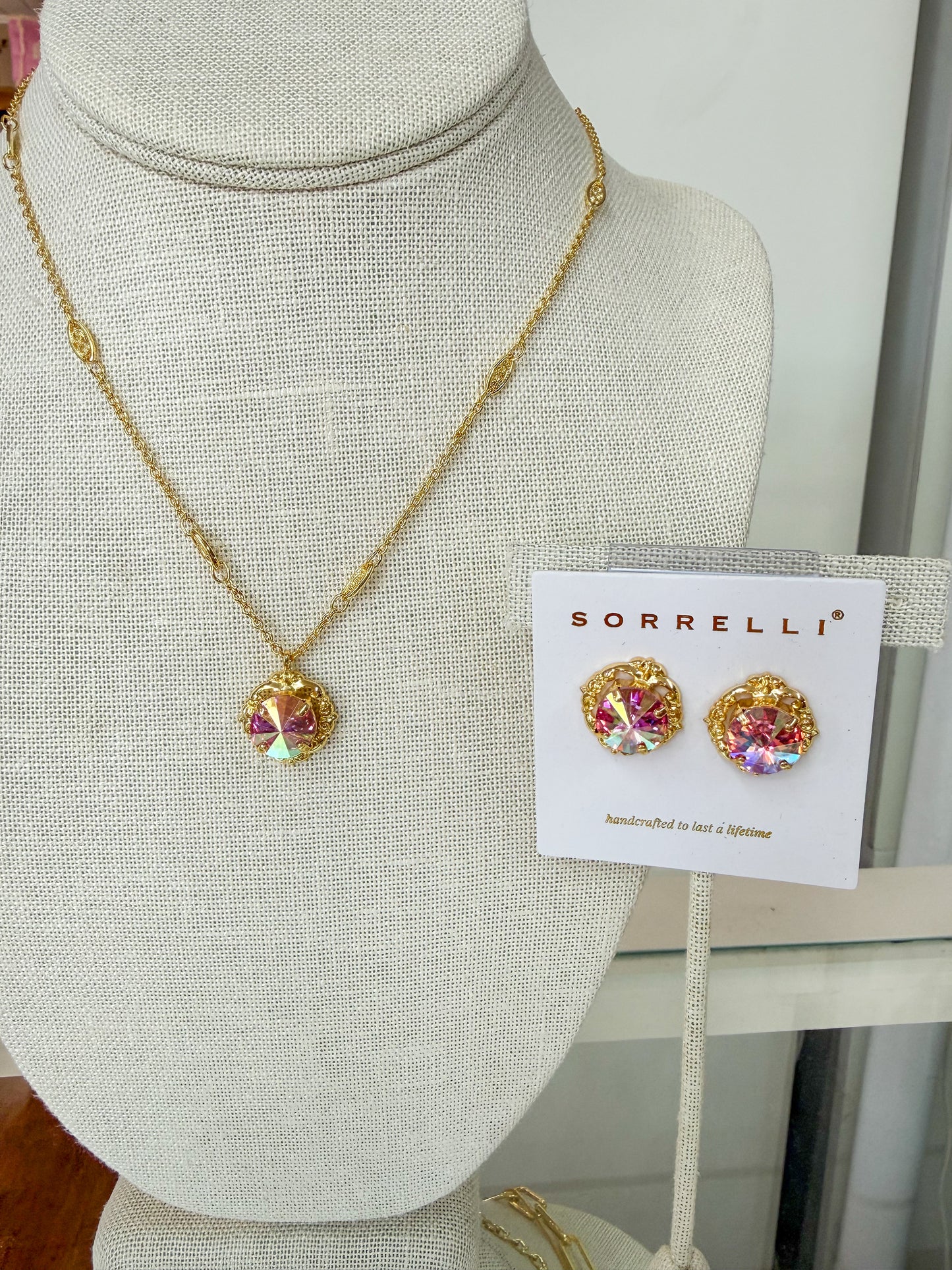Sorrelli Lori Pendant Necklace in Light Rose