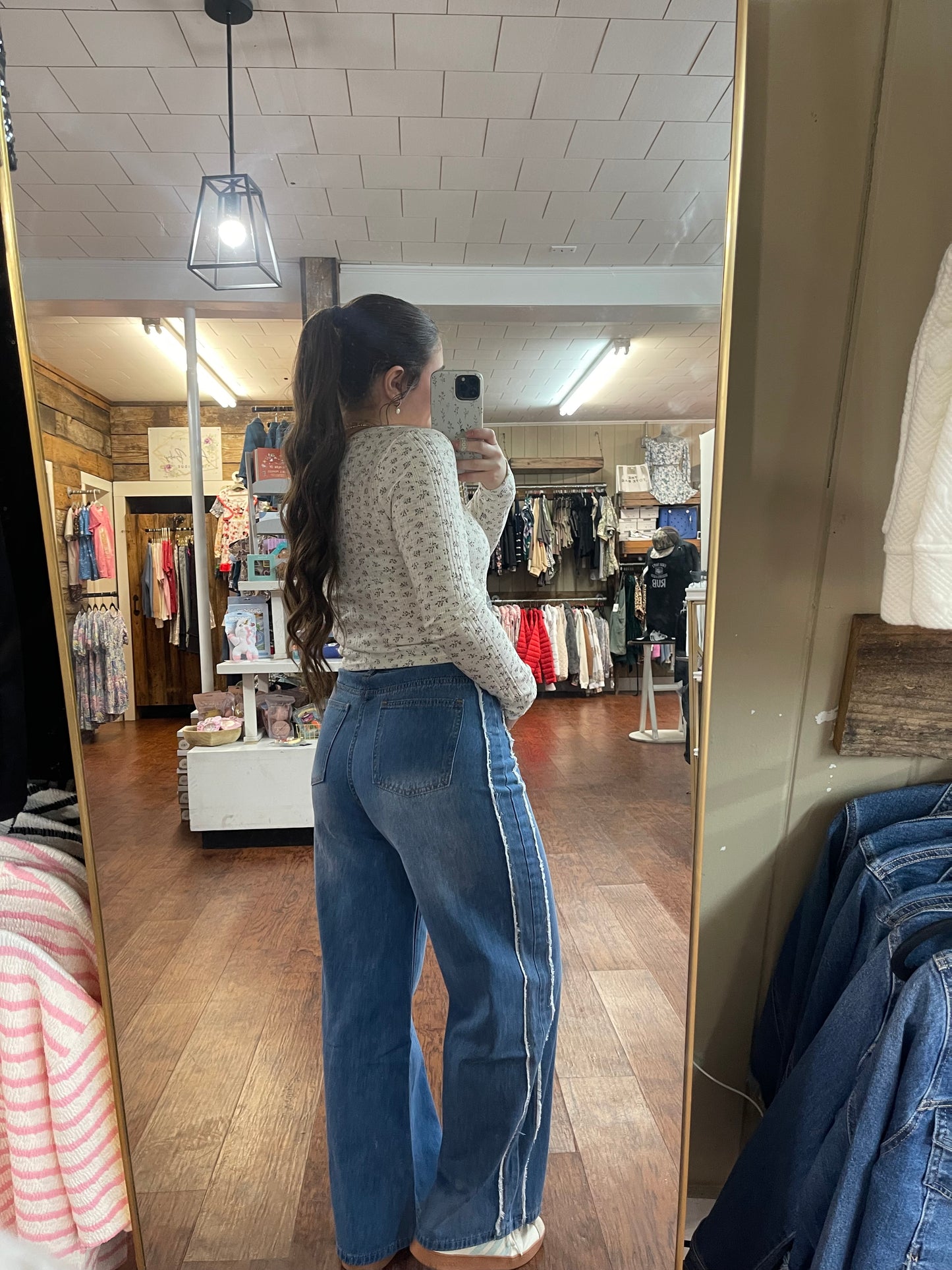 Ivory Floral Cardi Top