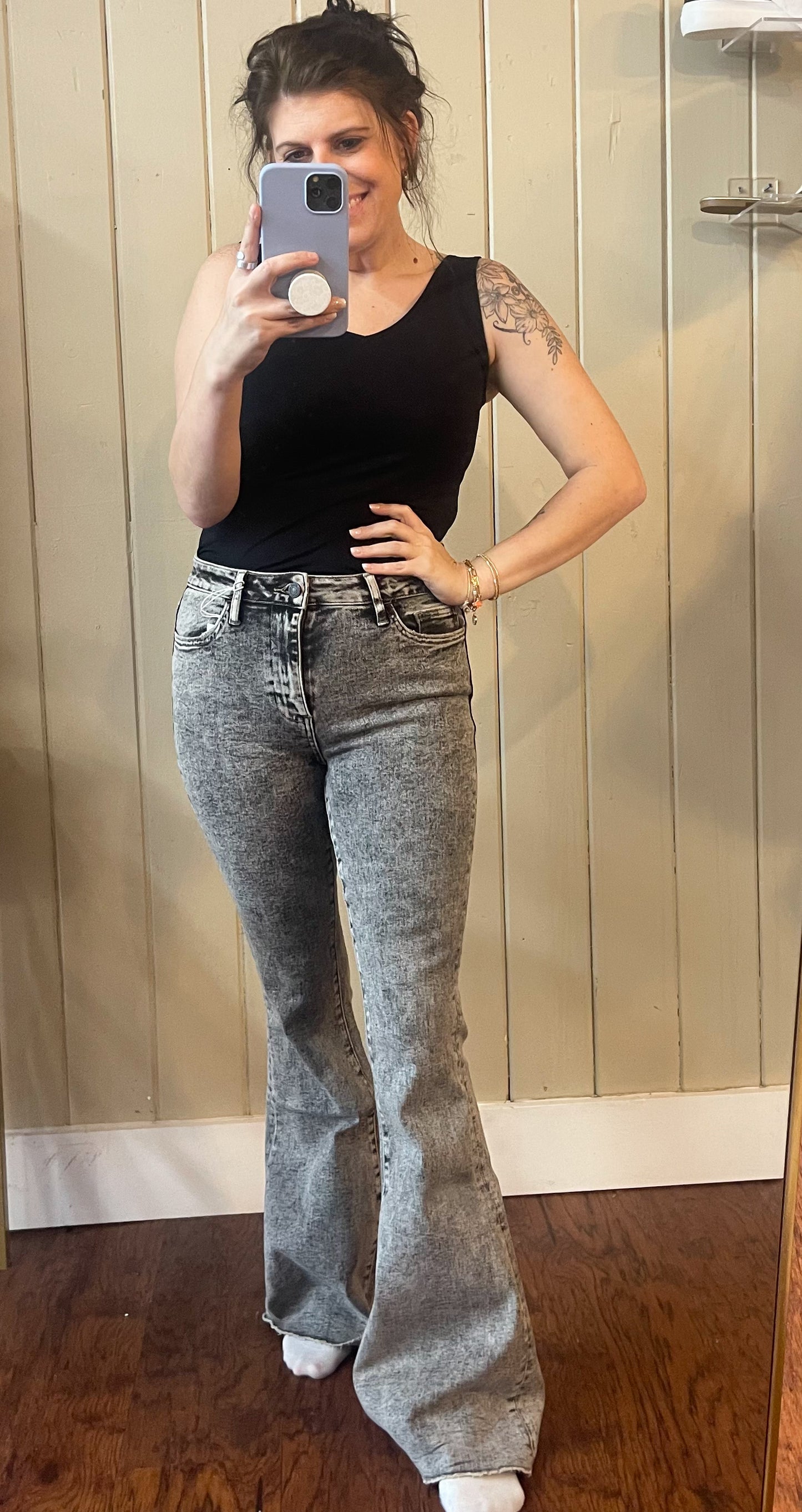 Vervet Bella Hi rise black Acid Wash flare Jeans