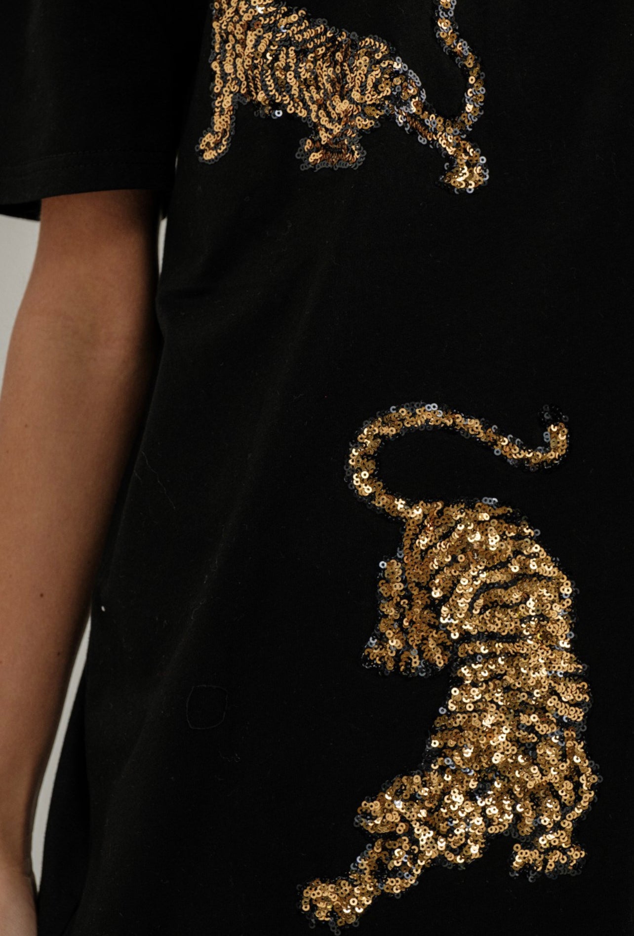 Sequin Tiger Graphic