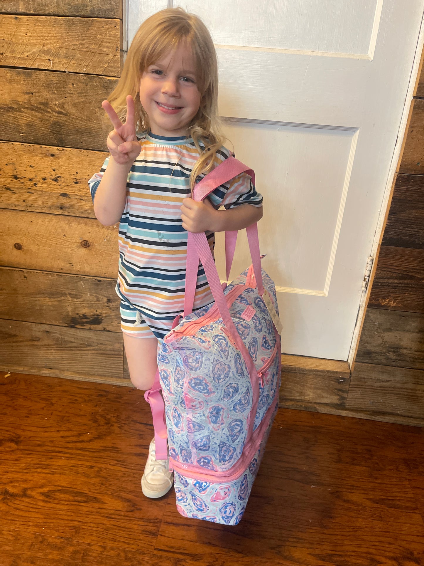 Simply Southern Mesh Cooler in Oyster