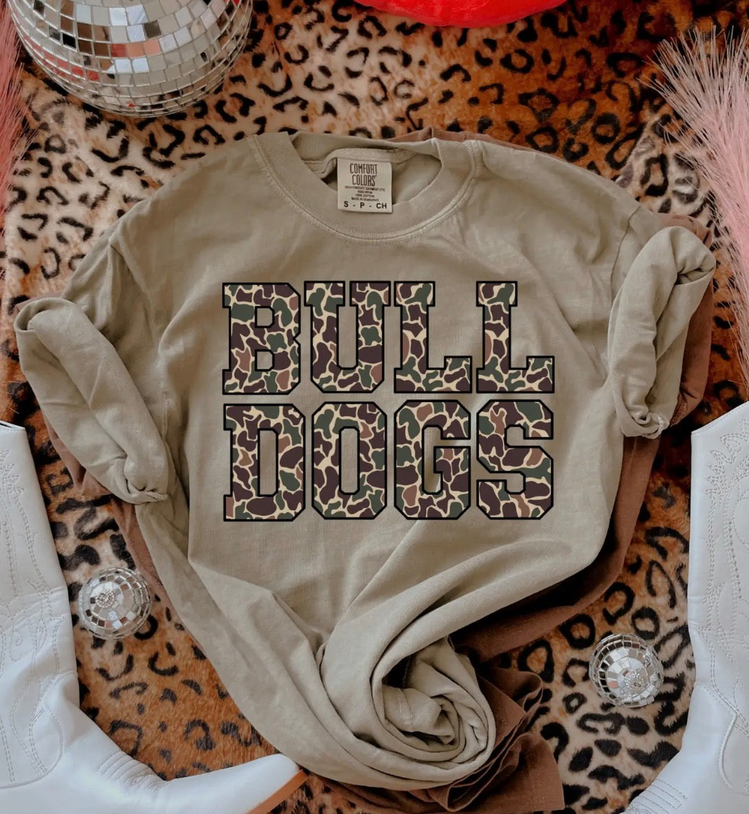 Camo Bulldogs Comfort Colors Tee