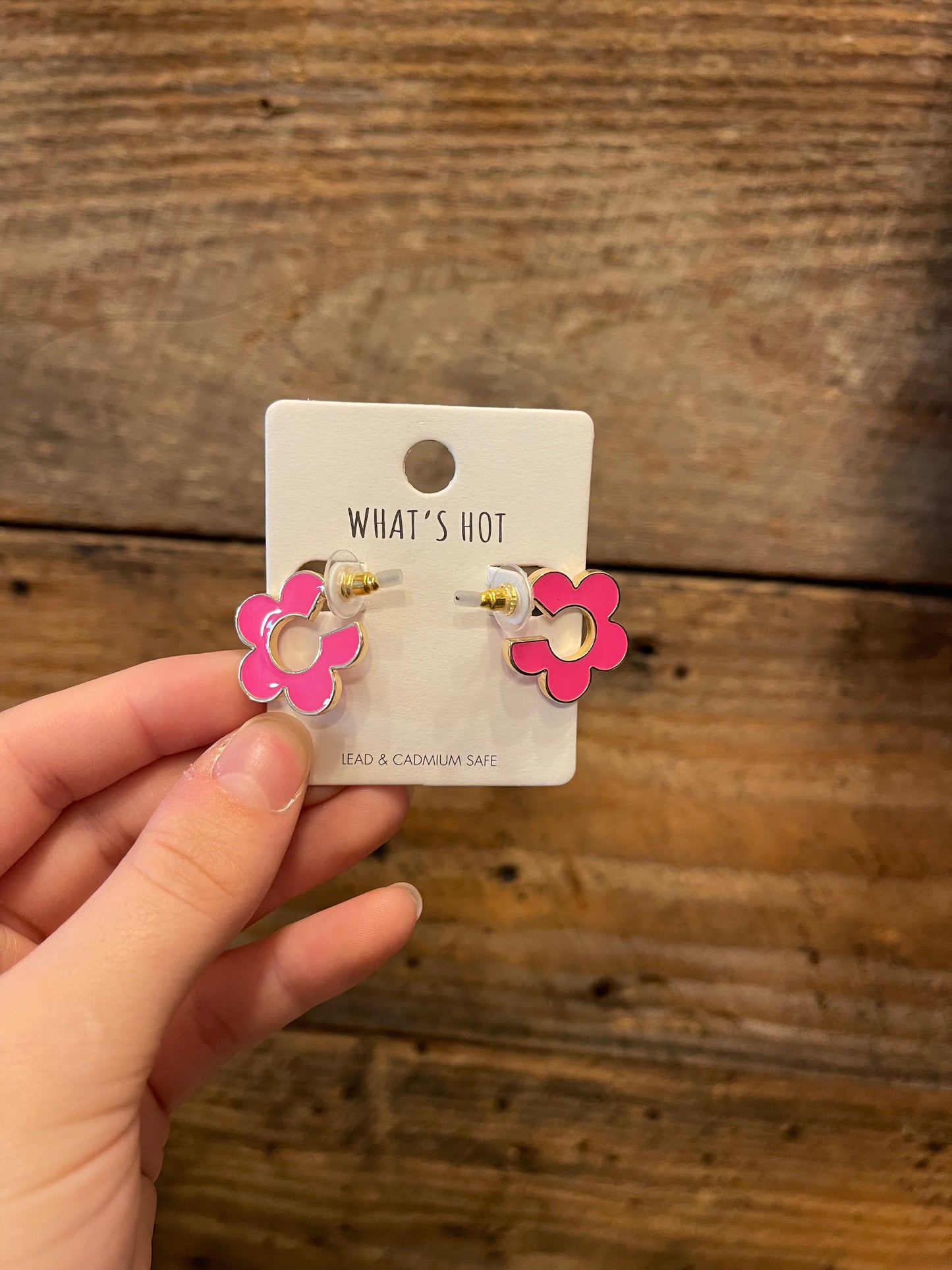 Clover Huggie hoops/ pink