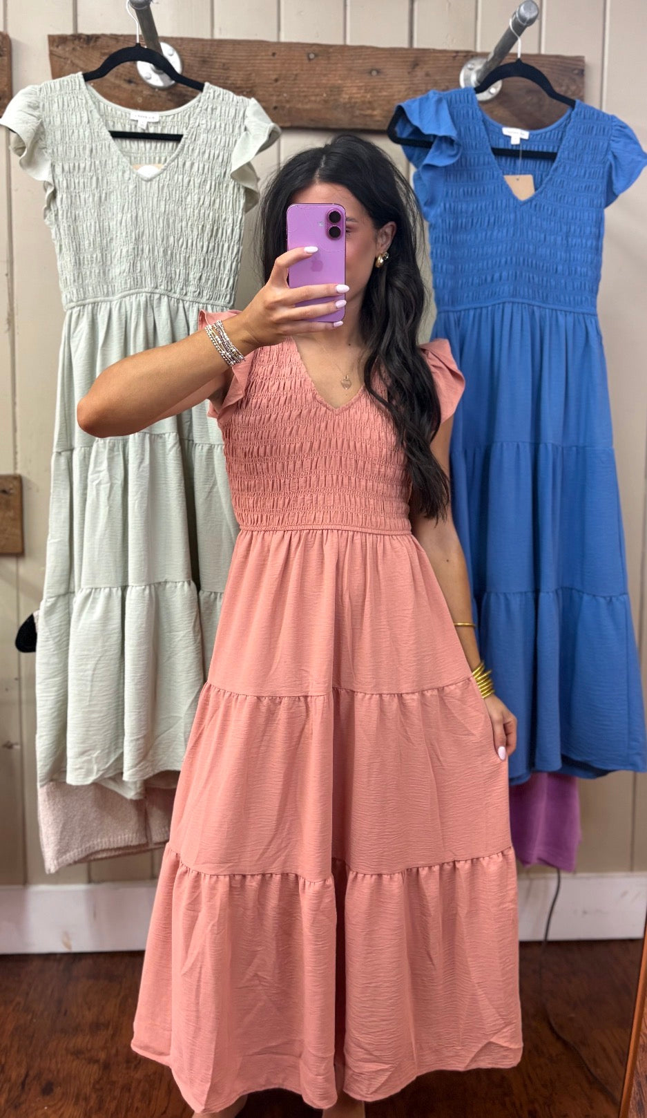 Flutter Sleeve Midi in Peach