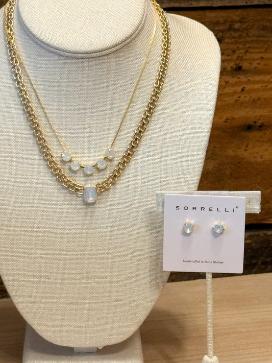 Sorrelli Jayda Stud earrings in White Opal*