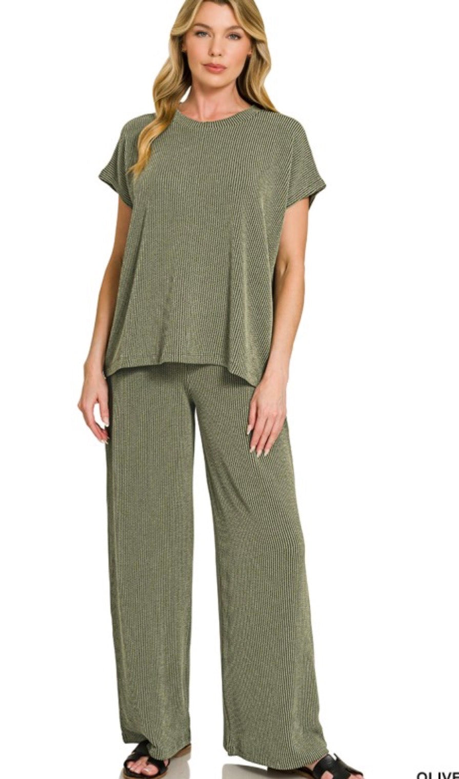 Relaxed Rebecca Ribbed Set in Olive