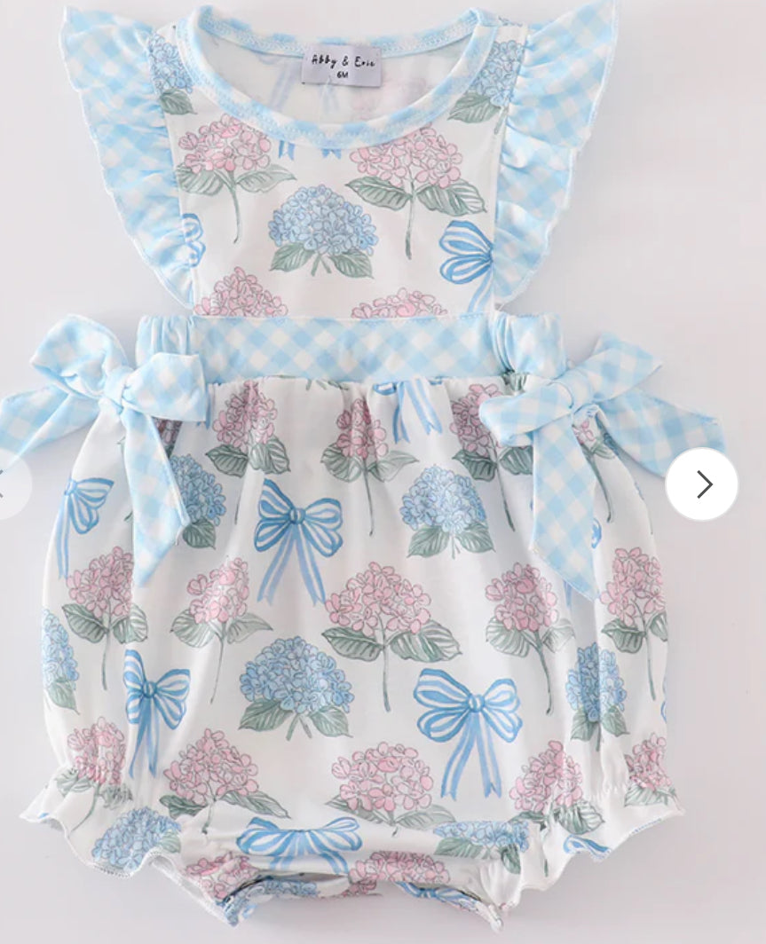 Hydrangea Bow Ruffle bubble
