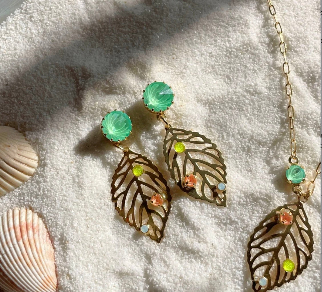 Sorrelli Cala Pendent Necklace in Mango Mint*