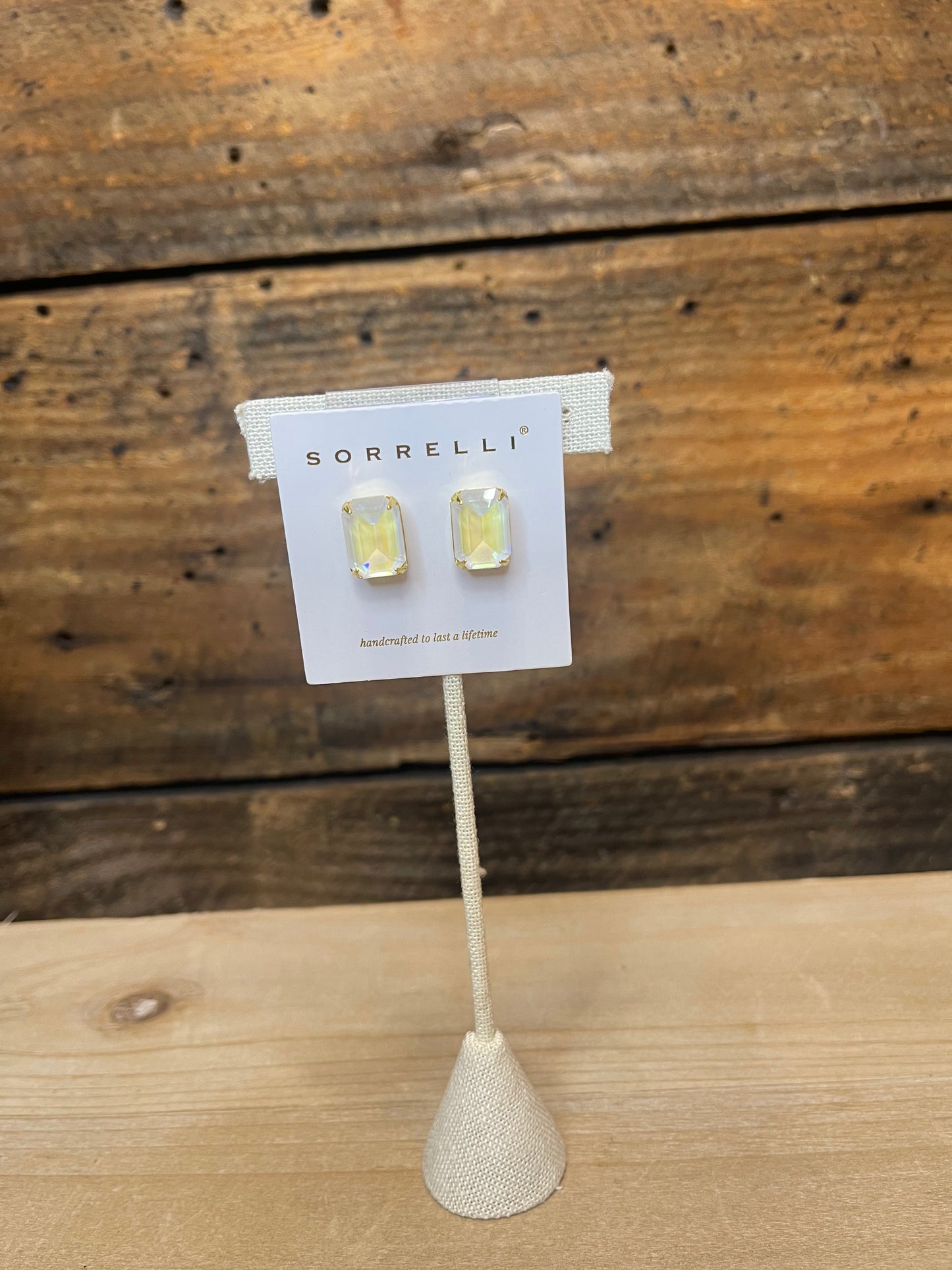 Sorrelli Everyday Stud Earring in Ultra White Aurora Borealis