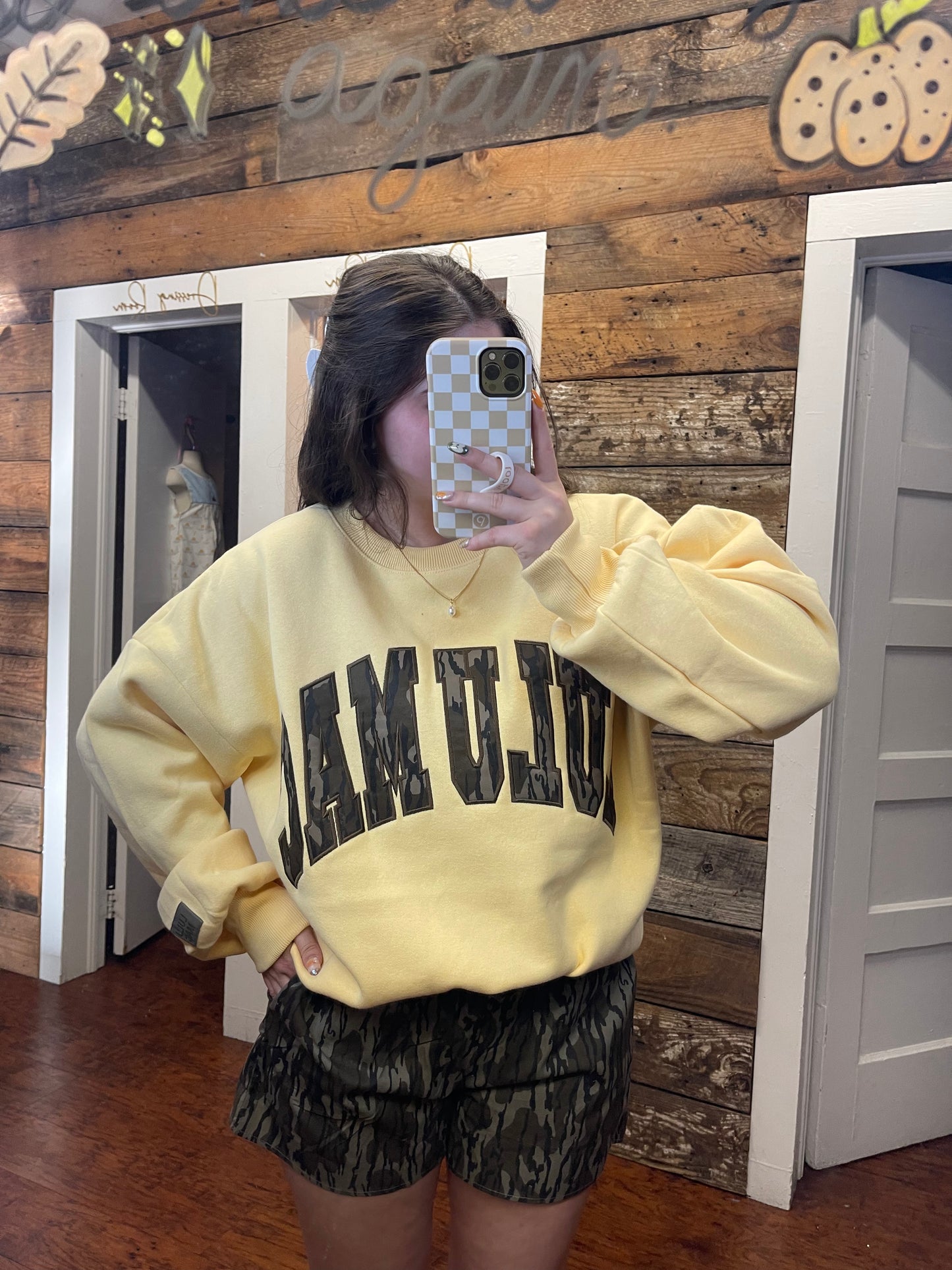Lulu Mac X Mossy Oak Bottomland Sweatshirt in Butter yellow