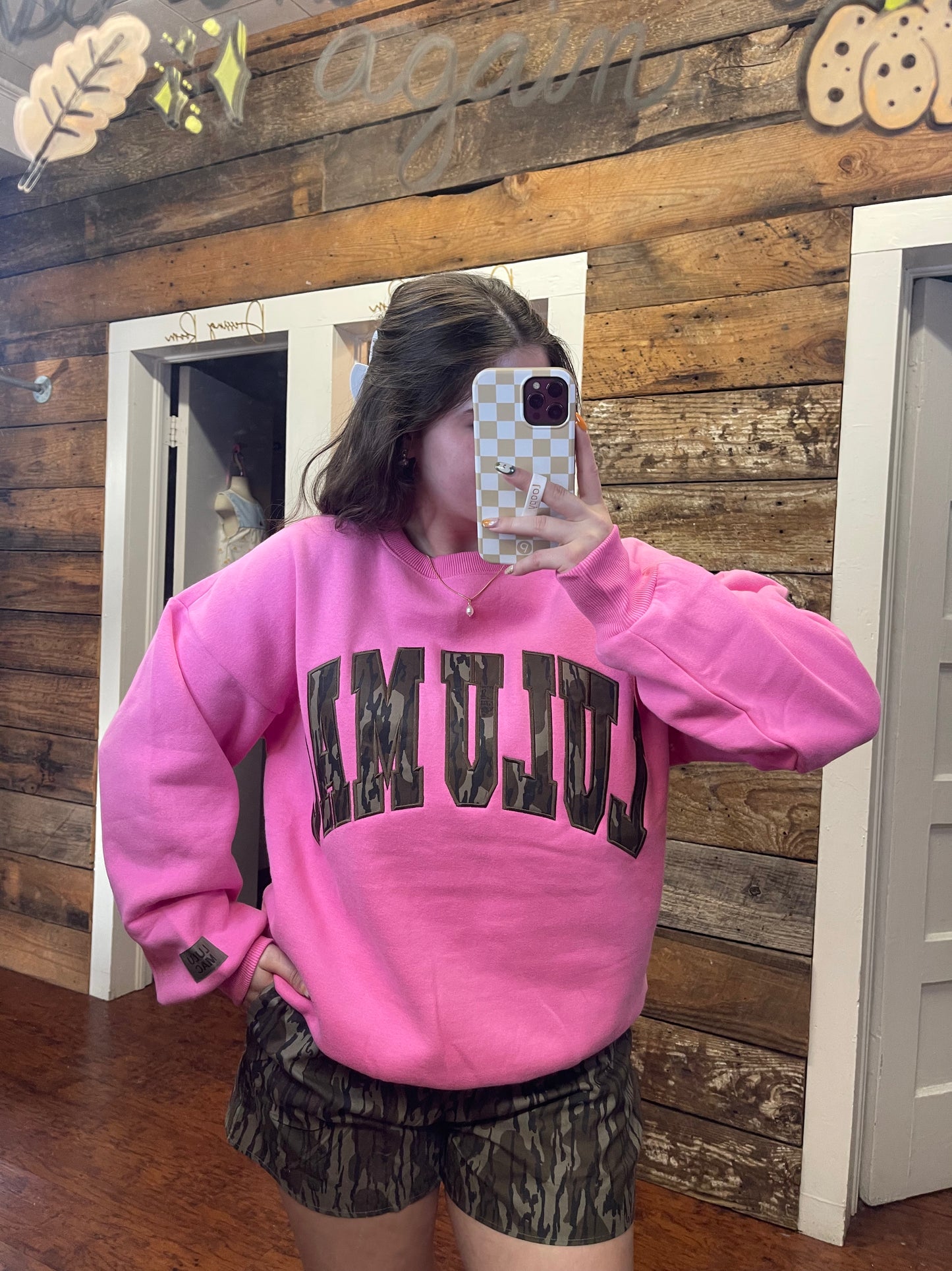 Lulu Mac X Mossy Oak Bottomland Sweatshirt in Bubblegum pink